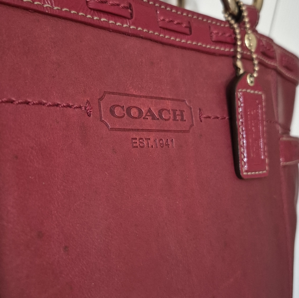 Coach Burgundy Red Leather Carryall Gallery Tote With Gold Hardward 2007 - Picture 7 of 16